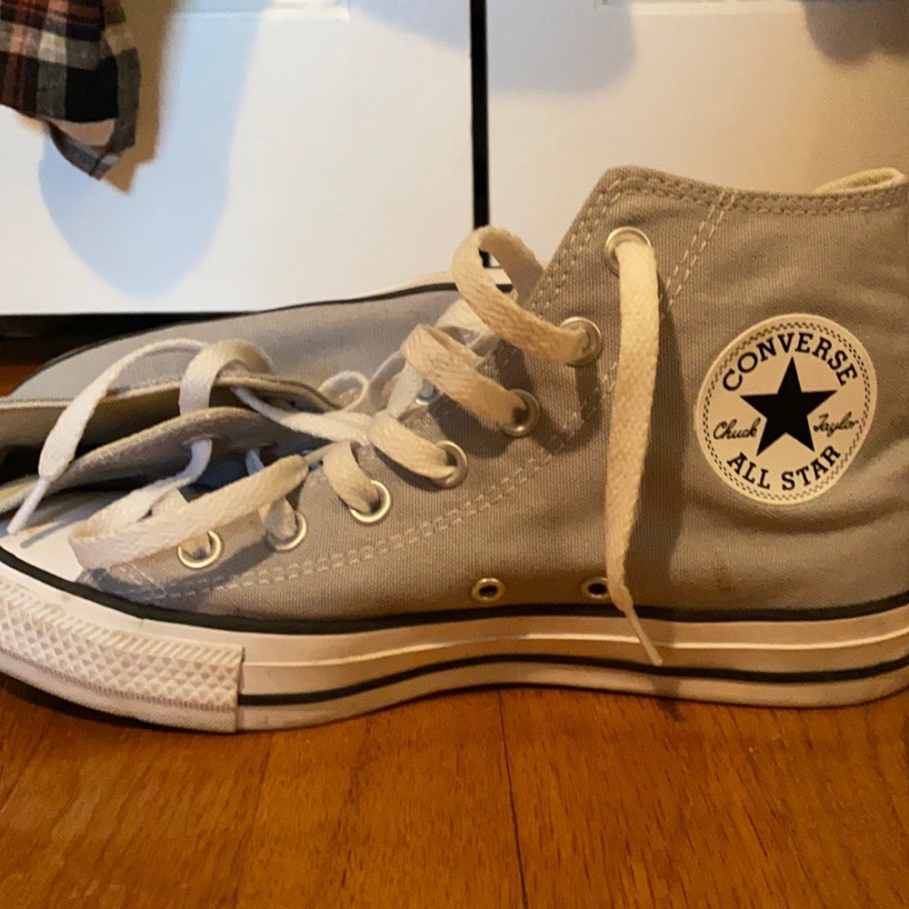 light grey high top converse size 8